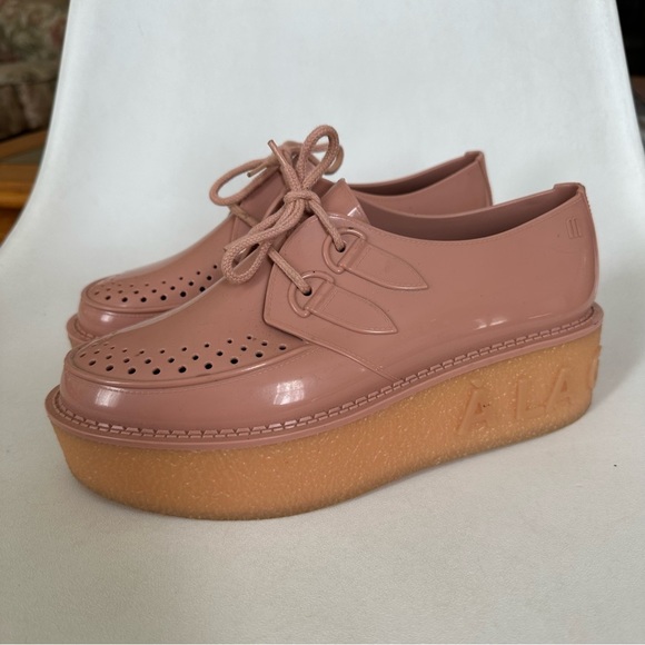 Melissa Shoes - À LA GARÇONNE x Melissa Shoes 7 Pink Platform Creepers Rubber Low Top Chunky